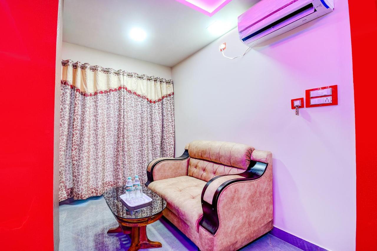 Fabhotel Asha Hotel